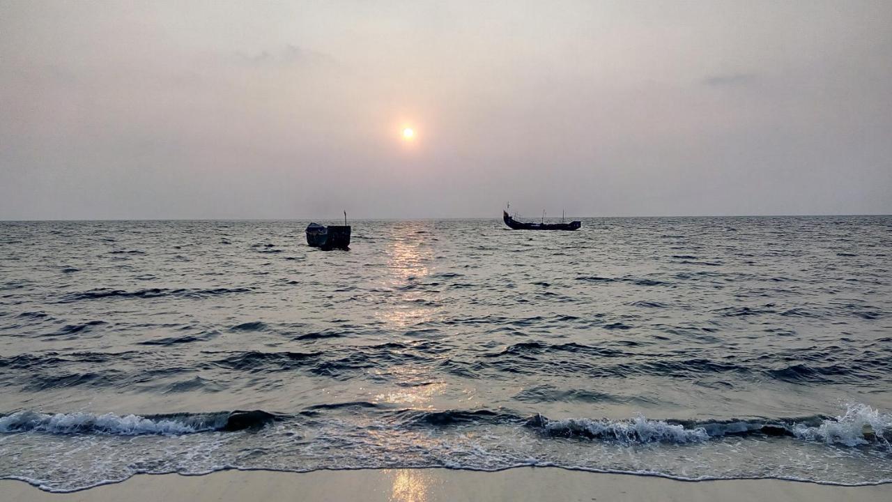 Sea Breeze Beach Home Alappuzha Εξωτερικό φωτογραφία
