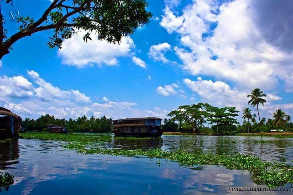 Sea Breeze Beach Home Alappuzha Εξωτερικό φωτογραφία