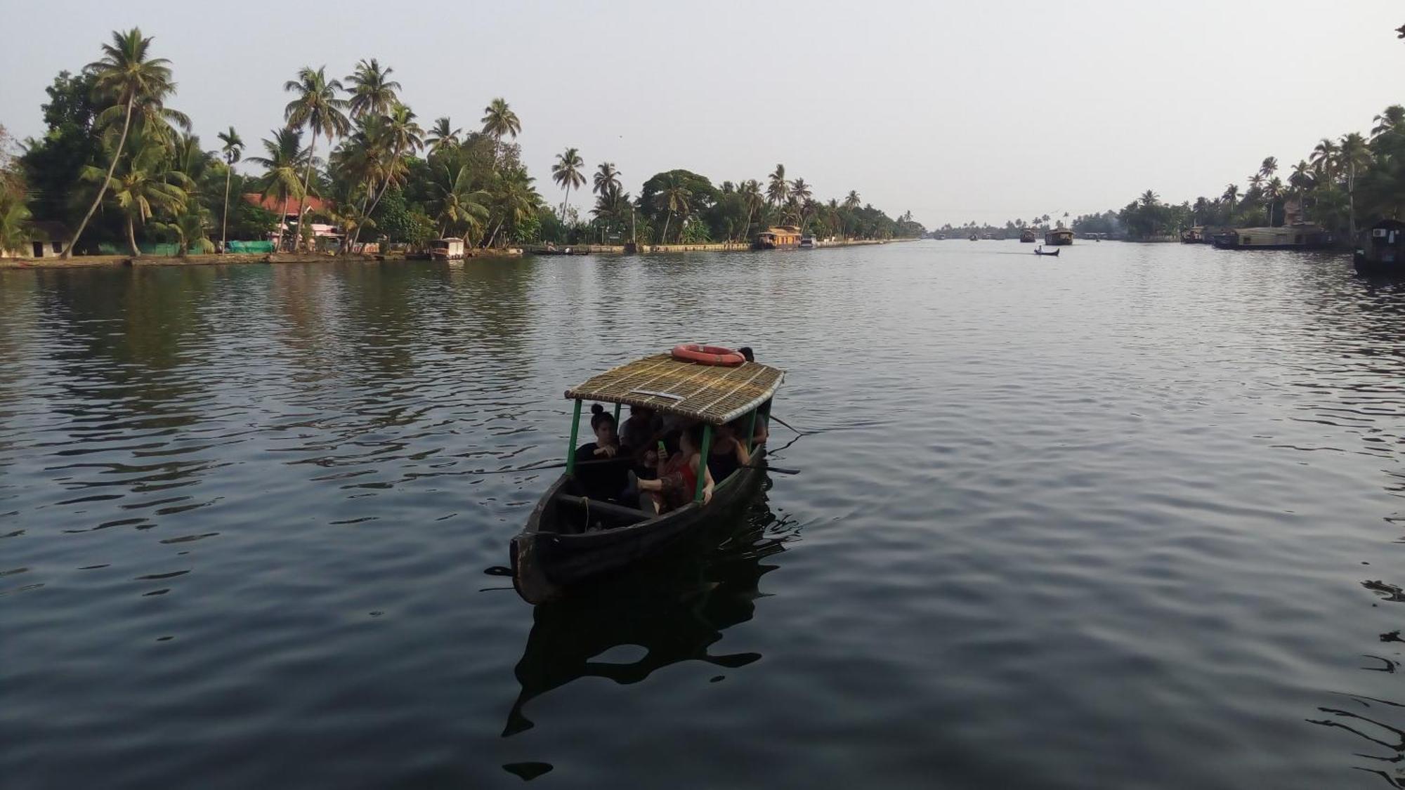 Sea Breeze Beach Home Alappuzha Εξωτερικό φωτογραφία